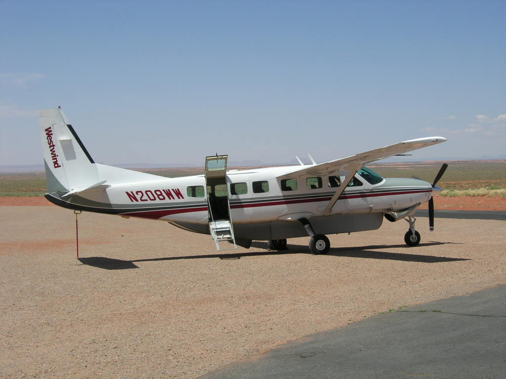 Scaled image 1018_cessna.jpg 