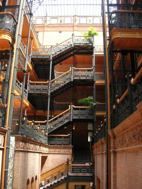 Scaled image 1851_bradbury_building.jpg 