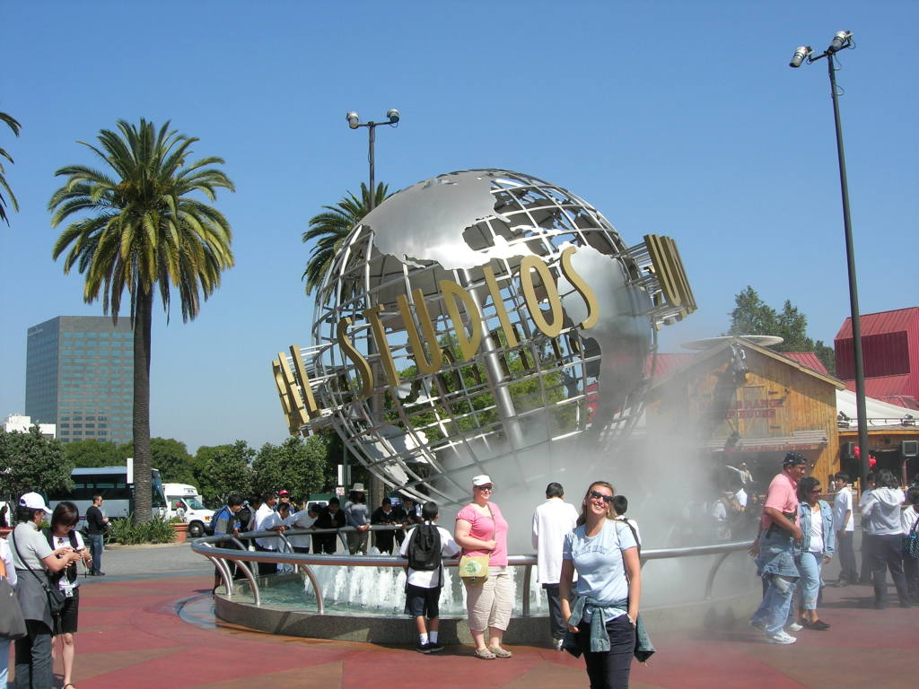 Scaled image 1900_universal_studios.jpg 