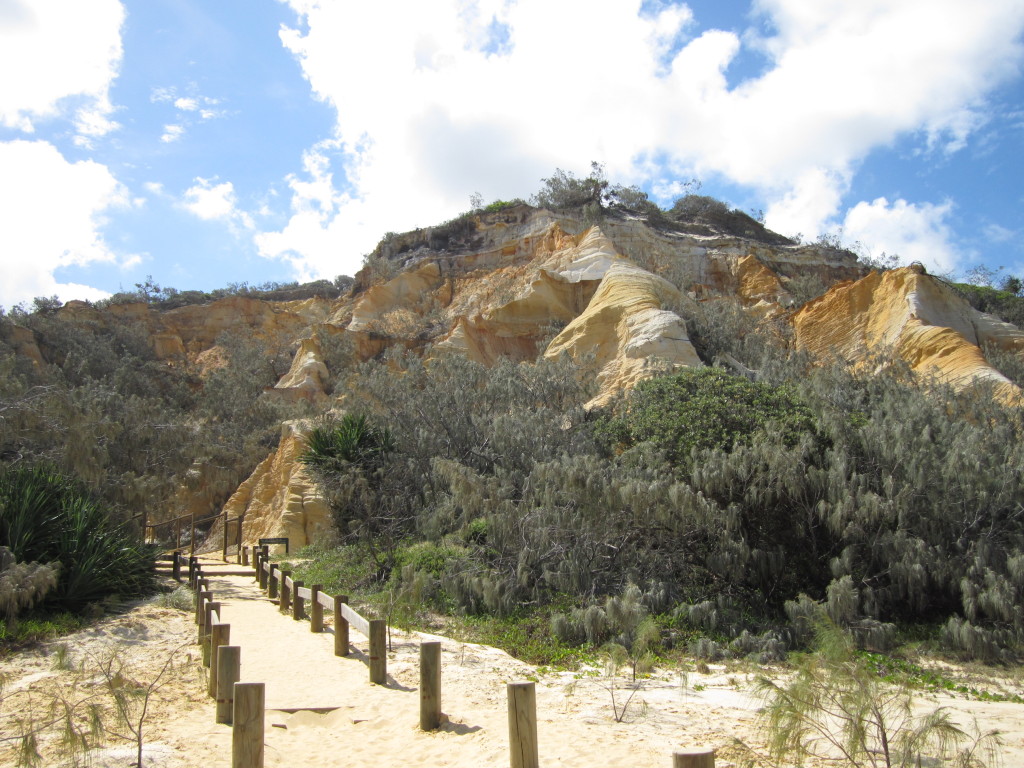 Scaled image 1137_the_pinnacles.jpg 